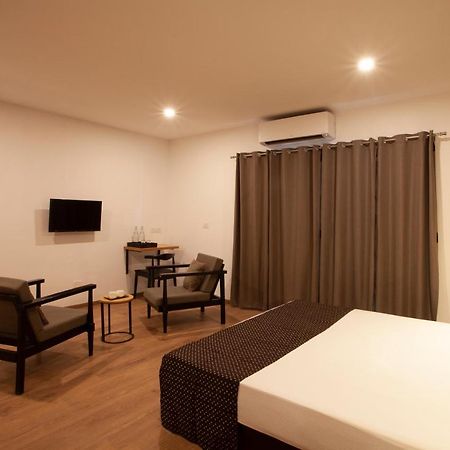 Hotel Panchvati Comforts บังกาลอร์ ภายนอก รูปภาพ