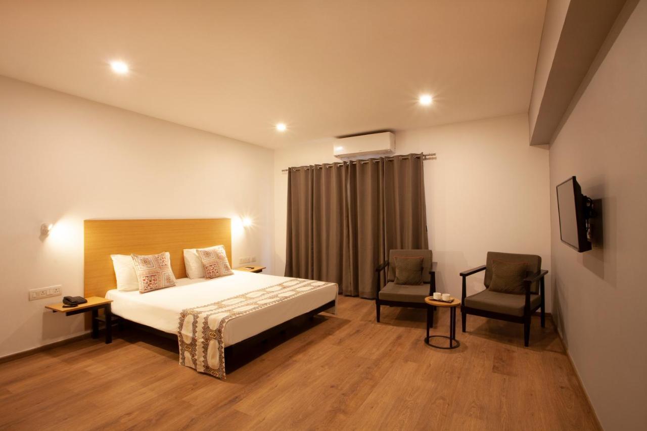 Hotel Panchvati Comforts บังกาลอร์ ภายนอก รูปภาพ